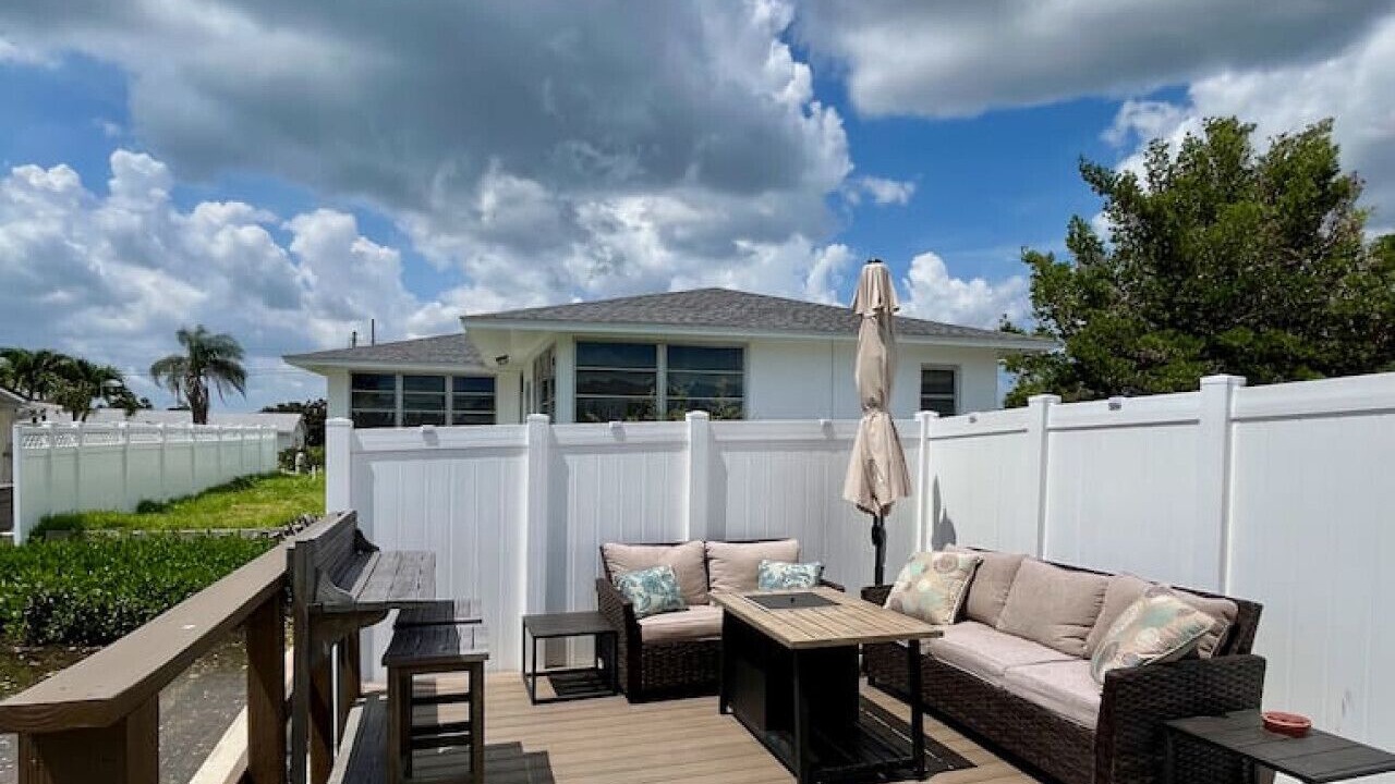 Photo of Patio Balcony in Laurel