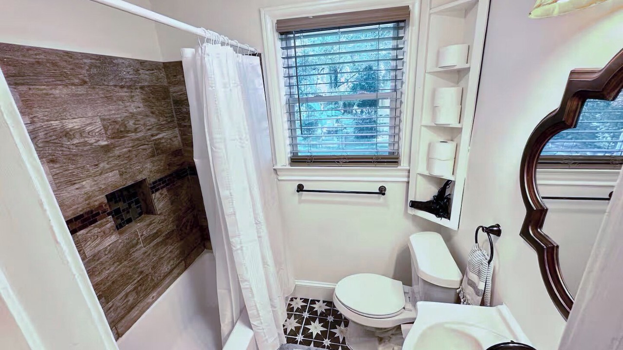 Photo of Bathroom in Greer
