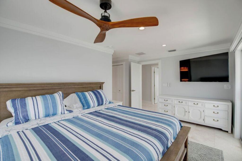Photo of Bedroom in Big Pine Key