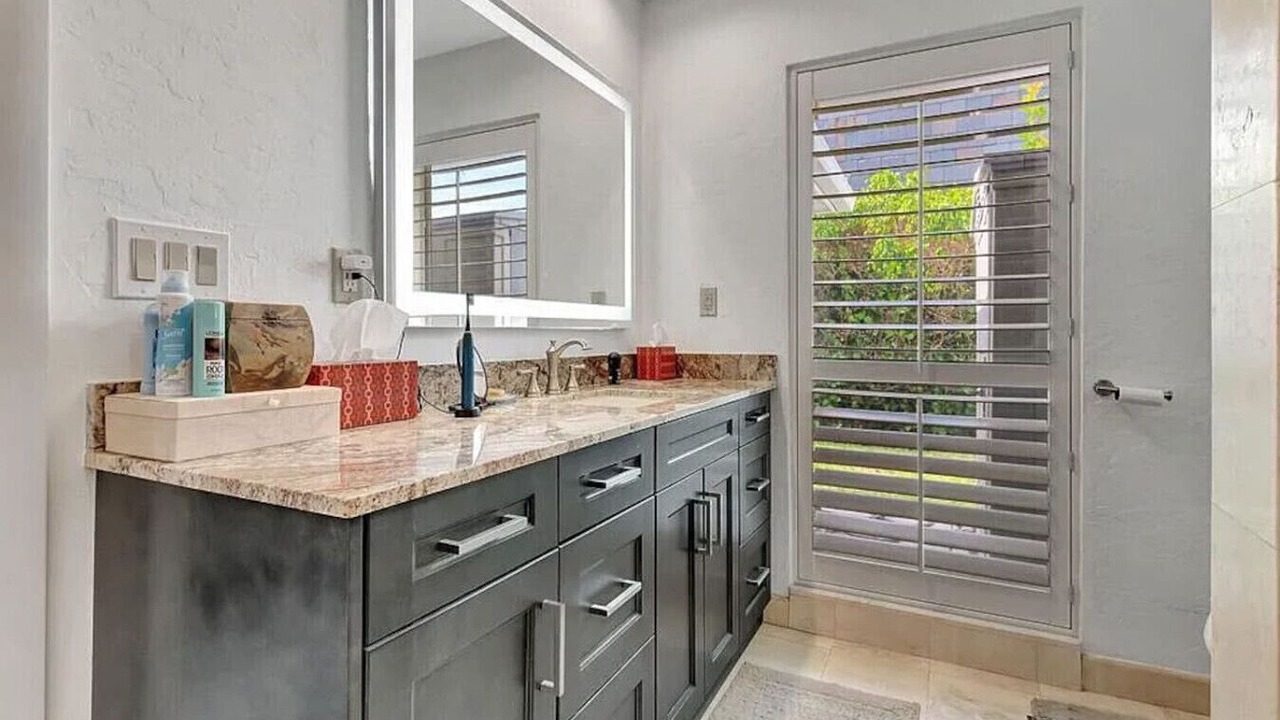 Photo of Bathroom in Lighthouse Point