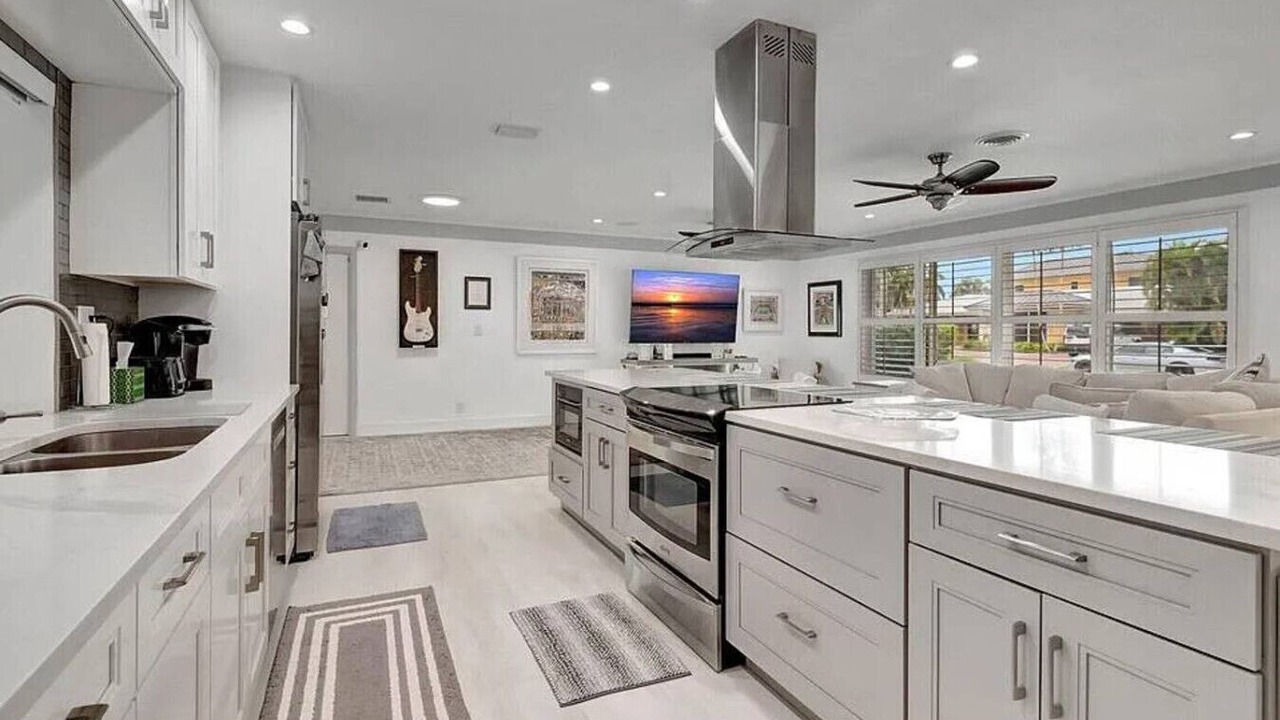 Photo of Kitchen in Lighthouse Point