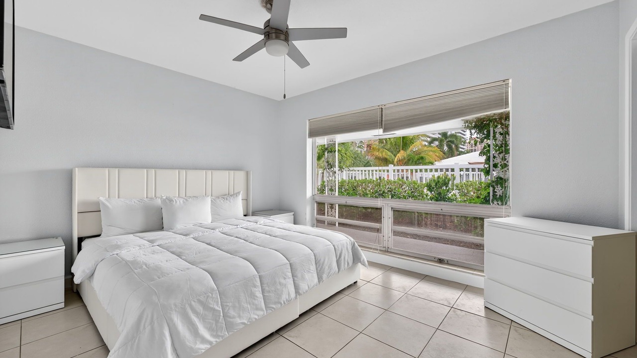 Photo of Bedroom in Dolphin Isles
