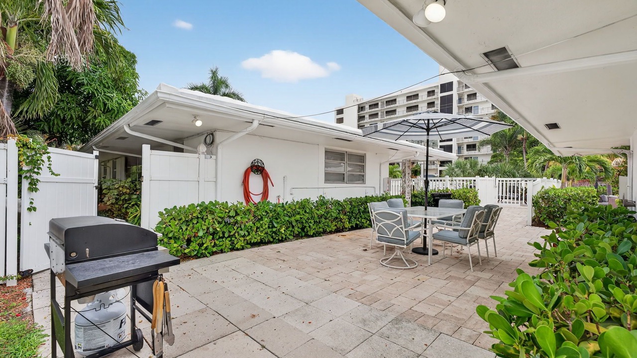 Photo of Outdoor in Dolphin Isles