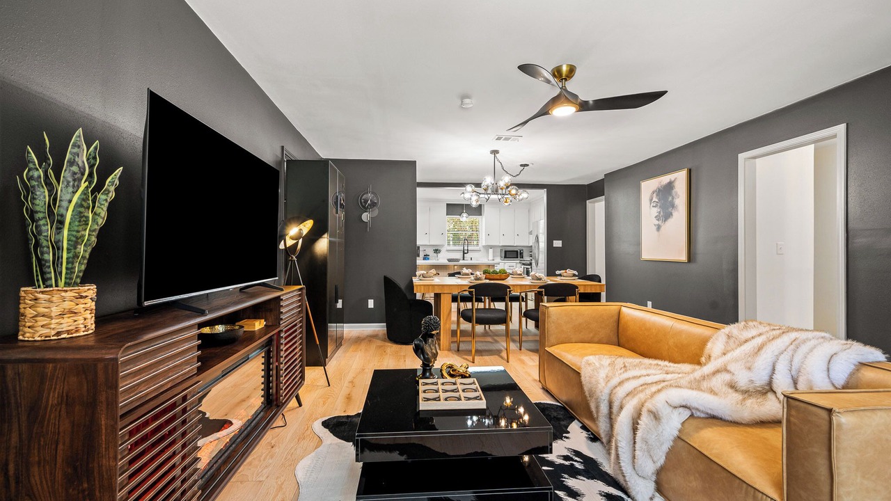Photo of Livingroom in East Pensacola Heights