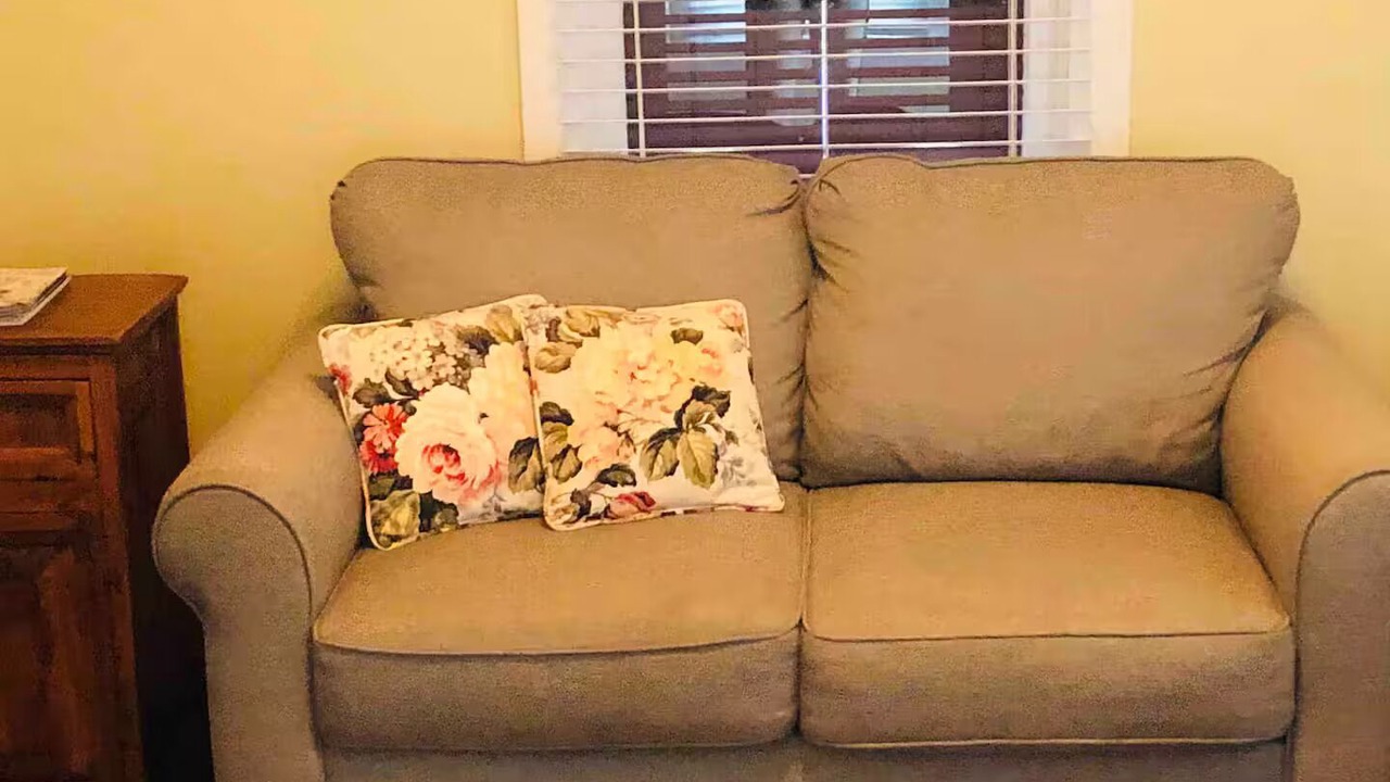 Photo of Livingroom in Lincolnville
