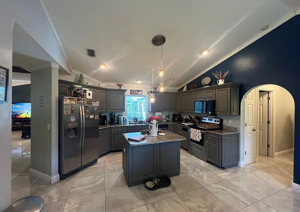 Photo of Kitchen in San Carlos Park