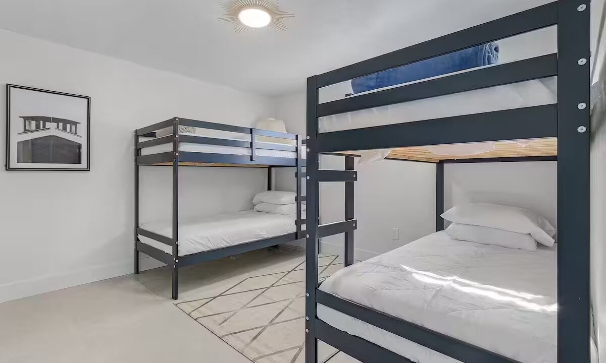 Photo of Bedroom in Lochmoor Waterway Estates