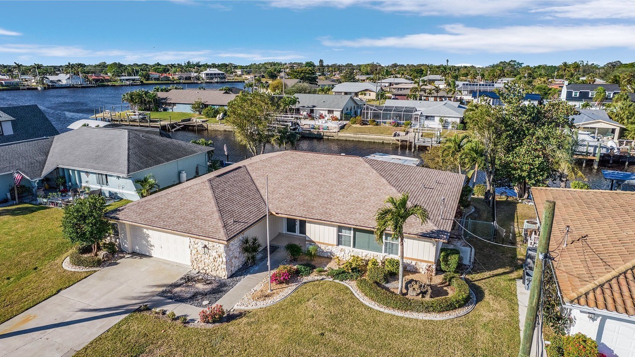Photo of Outdoor in Lochmoor Waterway Estates