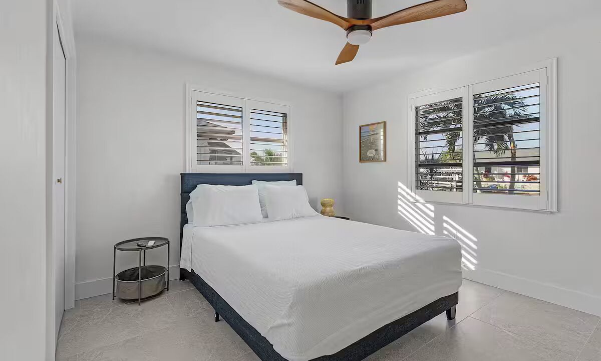 Photo of Bedroom in Lochmoor Waterway Estates