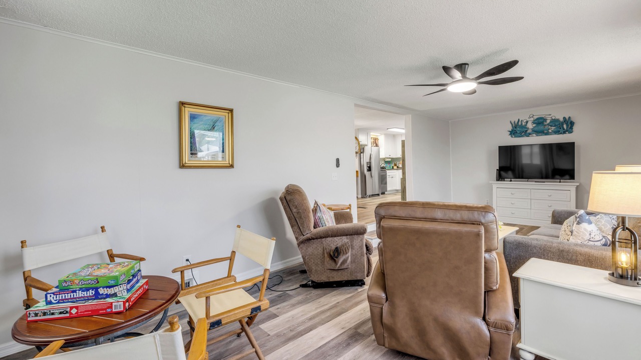 Photo of Livingroom in Water Front Park