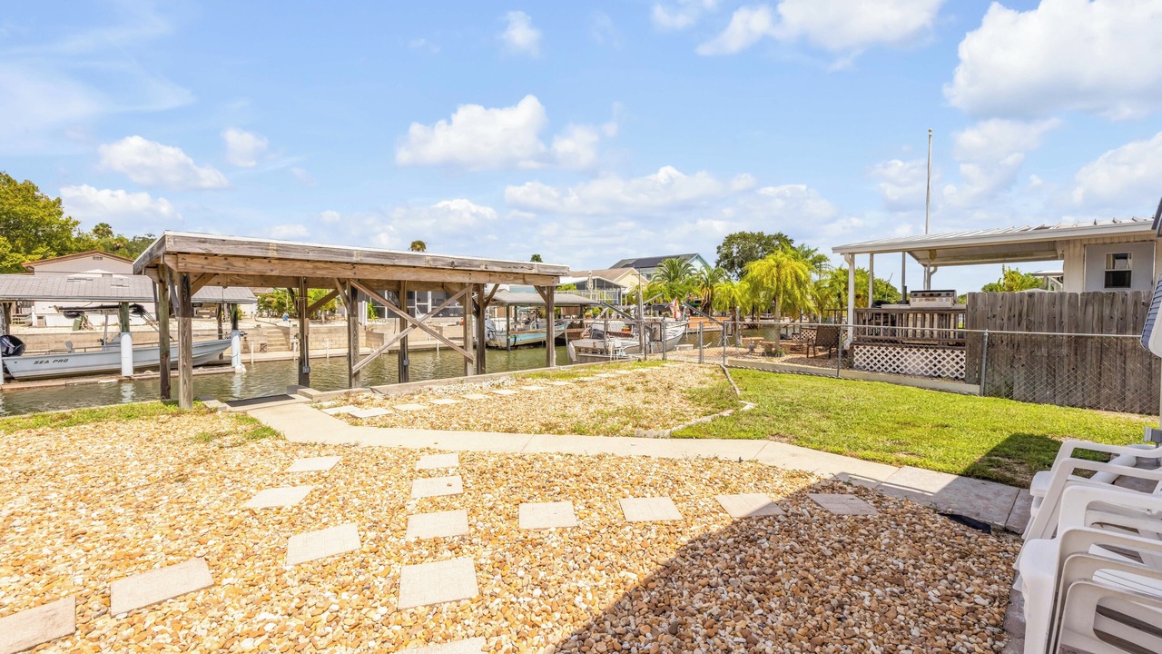 Photo of Outdoor in Water Front Park
