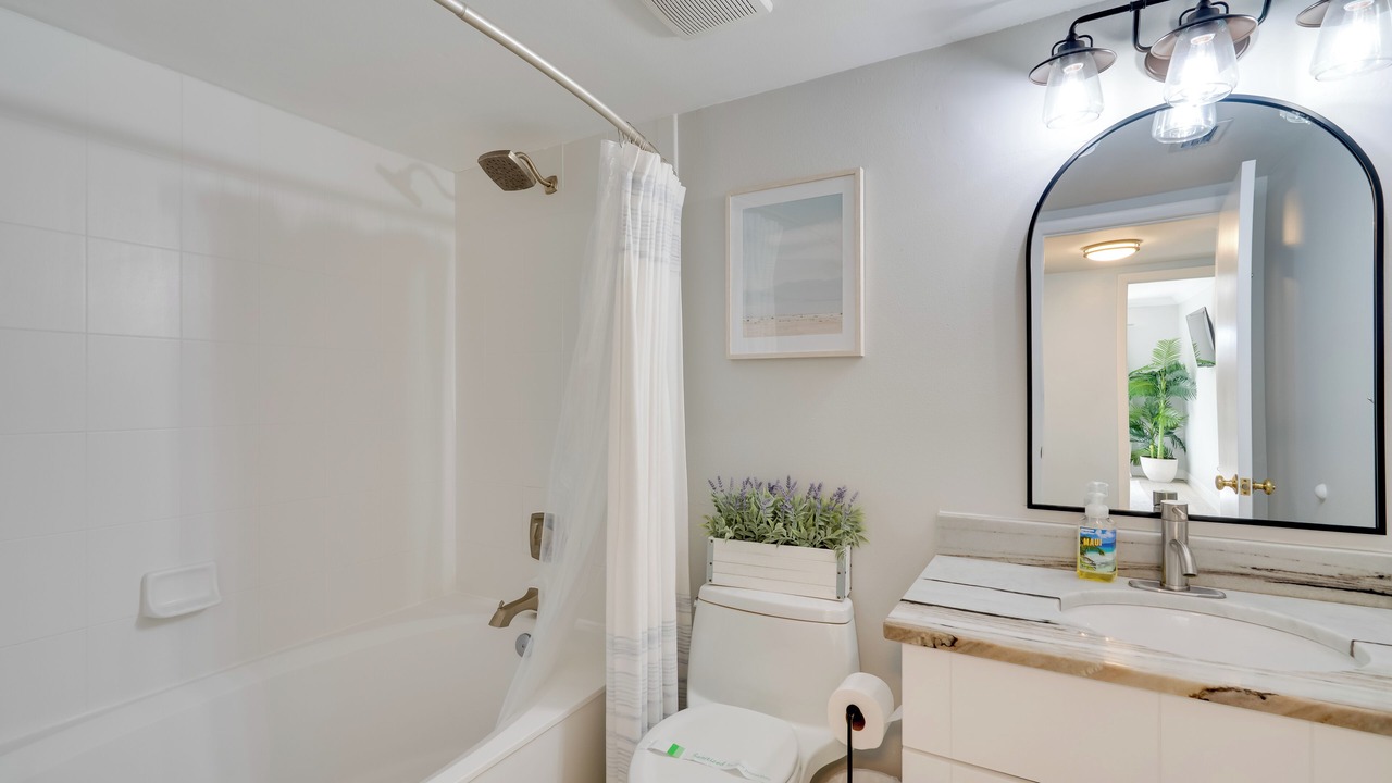 Photo of Bathroom in Sandalwood Estates