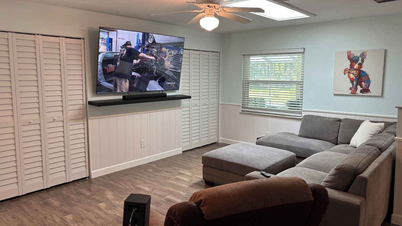 Photo of Bedroom in Riverhaven Village