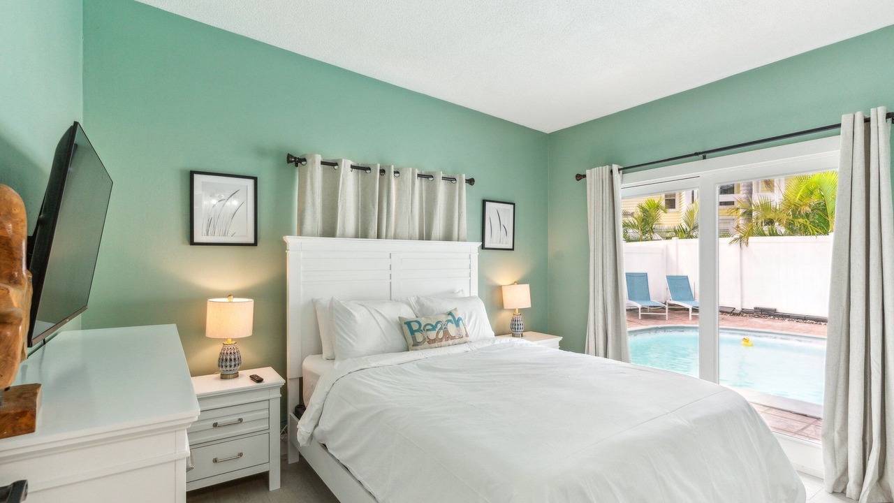 Photo of Bedroom in Anona