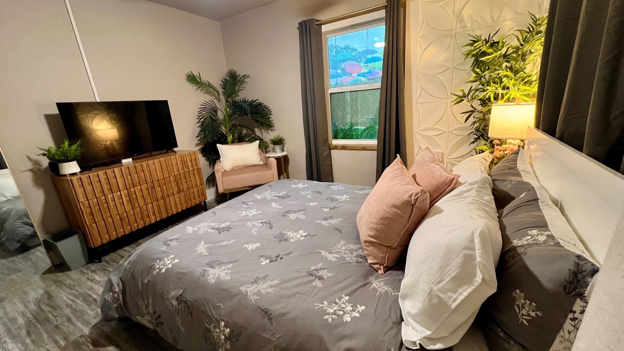 Photo of Bedroom in Downtown Dunedin