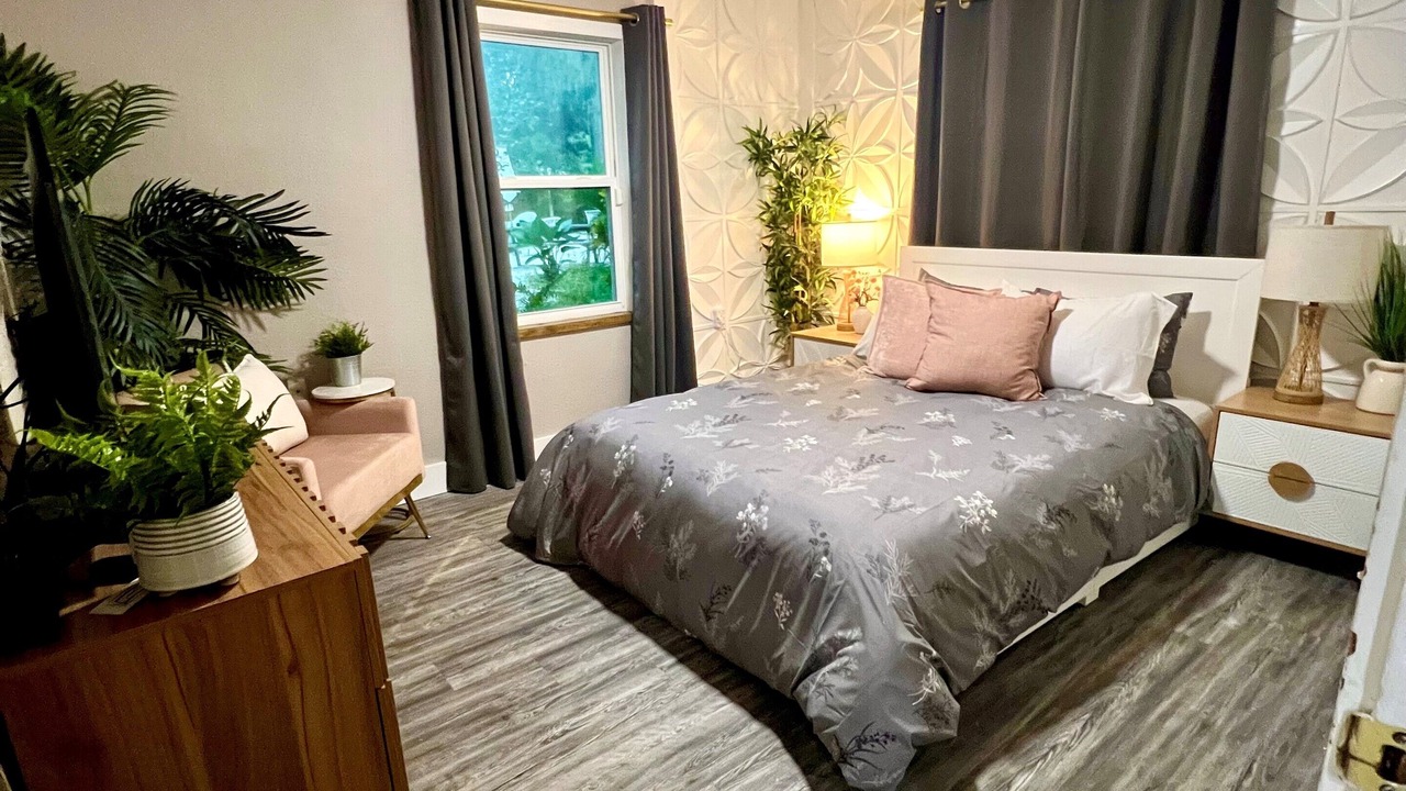 Photo of Bedroom in Downtown Dunedin