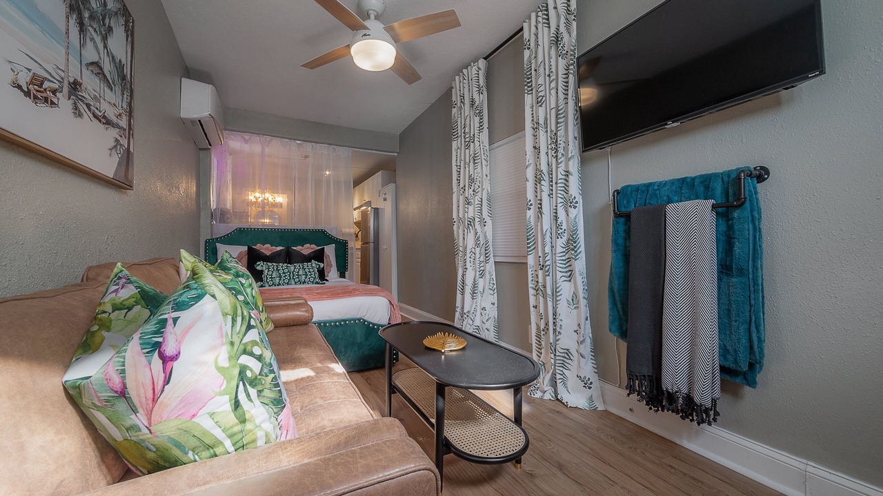 Photo of Bedroom in Egypt Lake-Leto