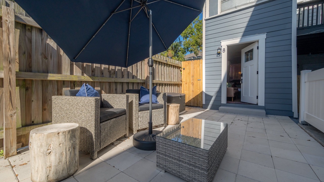 Photo of Patio Balcony in Egypt Lake-Leto