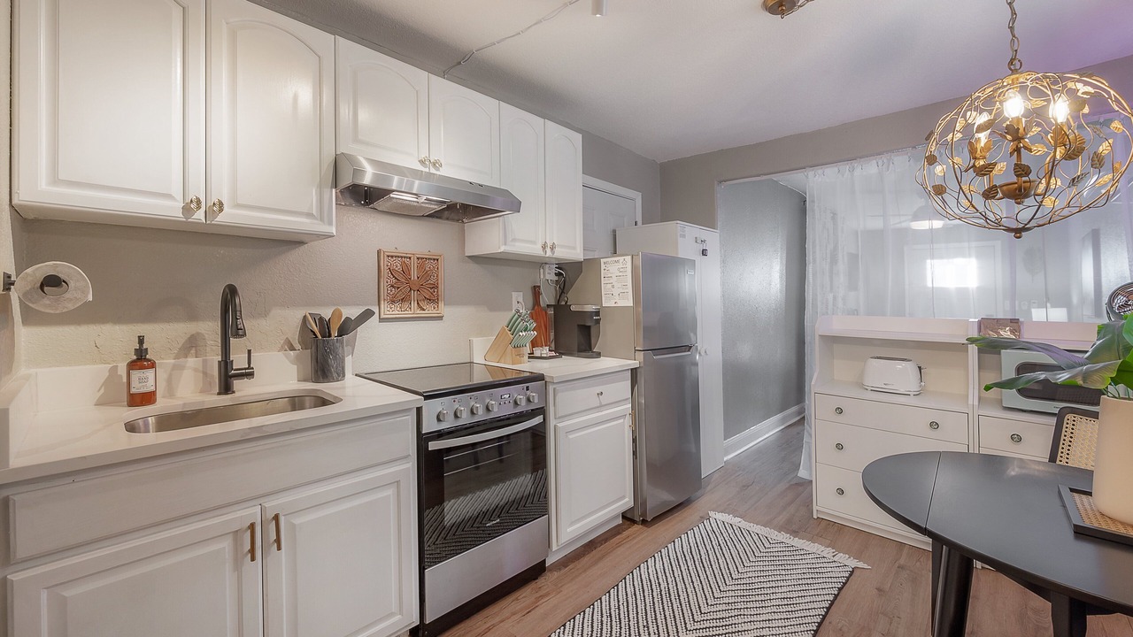 Photo of Kitchen in Egypt Lake-Leto