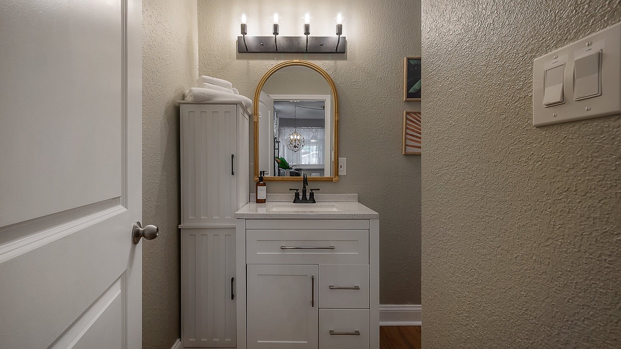 Photo of Bathroom in Egypt Lake-Leto