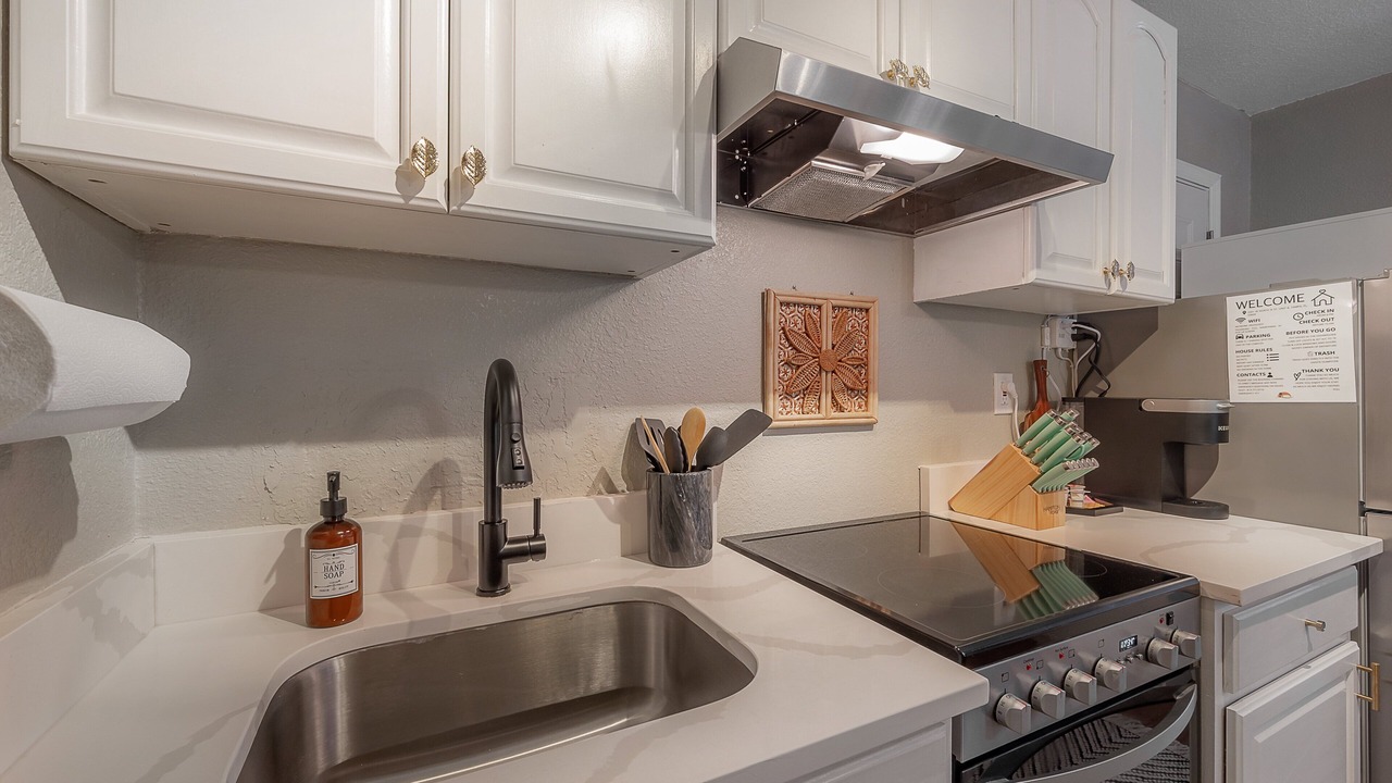 Photo of Kitchen in Egypt Lake-Leto
