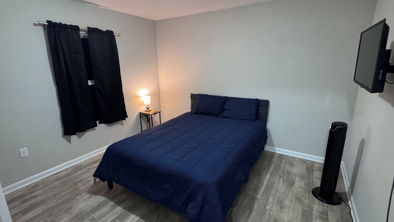 Photo of Bedroom in Northside