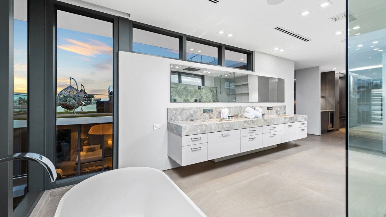 Photo of Bathroom in East Fort Lauderdale