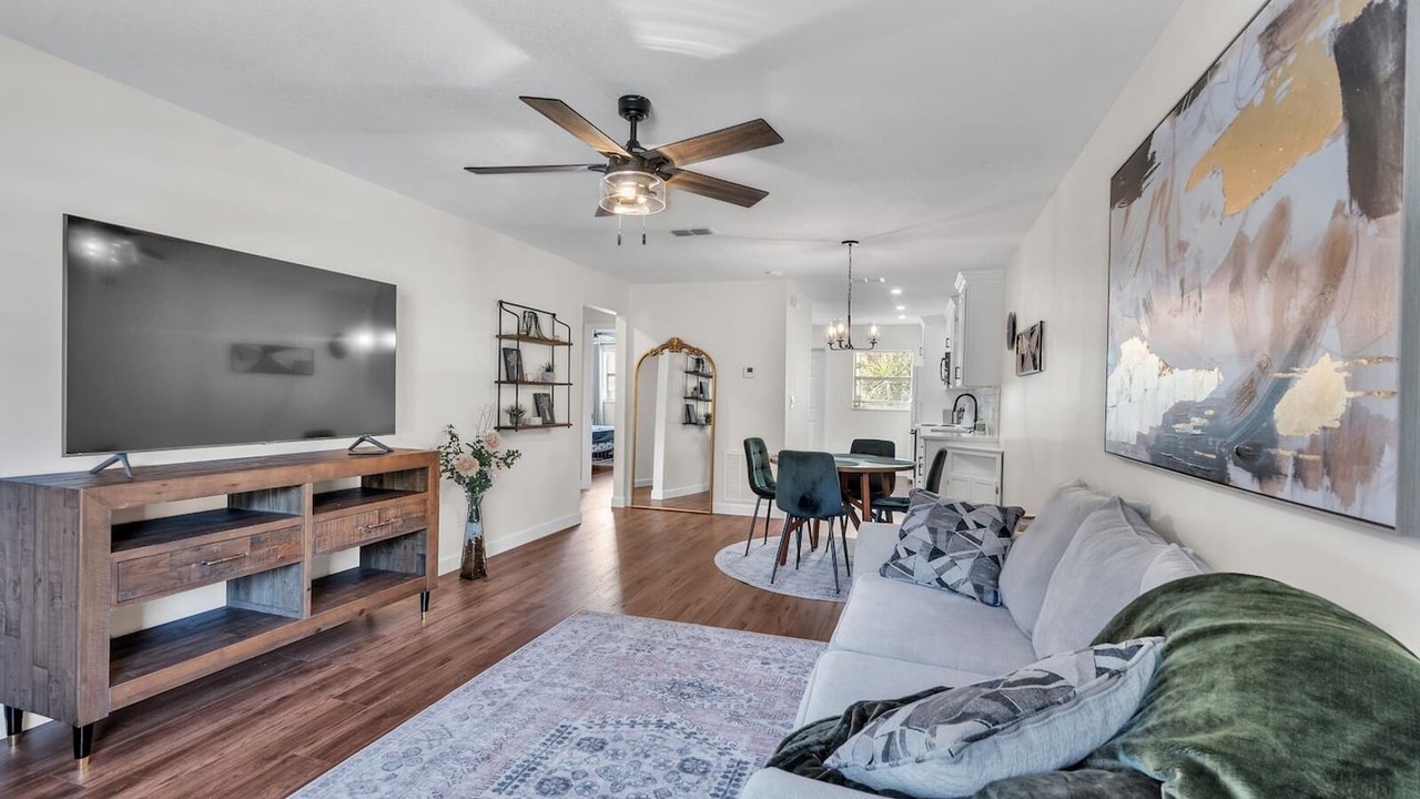Photo of Bedroom in Dixieland