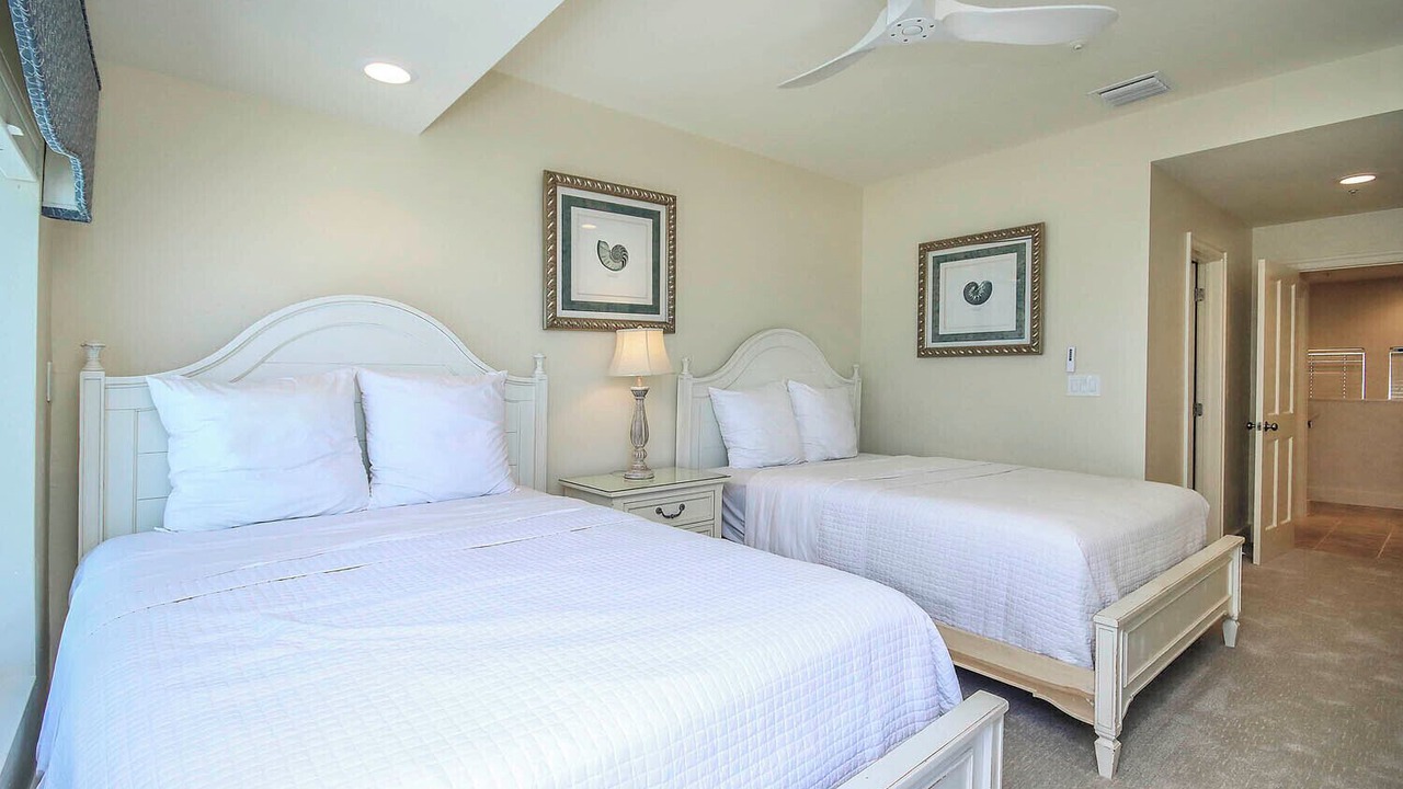 Photo of Bedroom in Gulf Shores