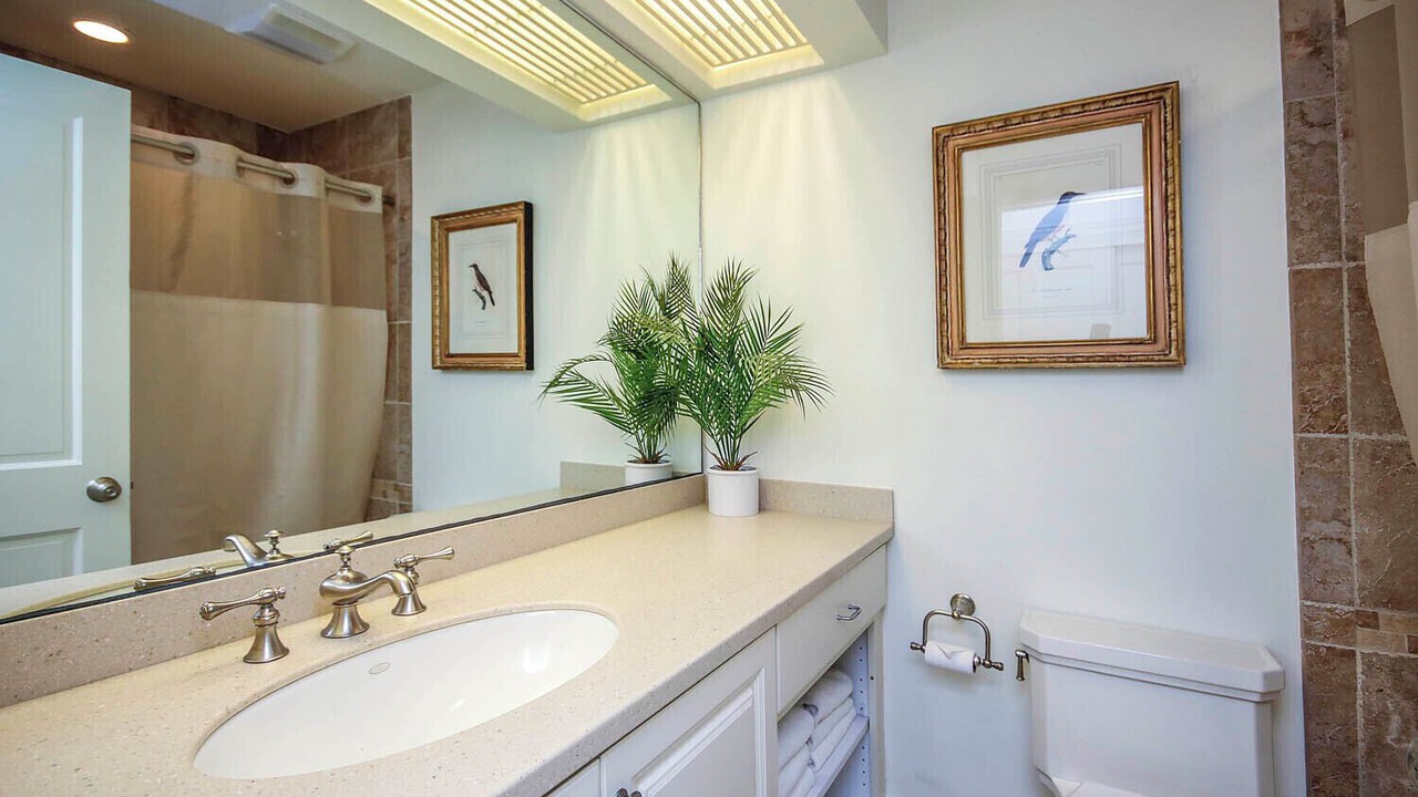 Photo of Bathroom in Gulf Shores