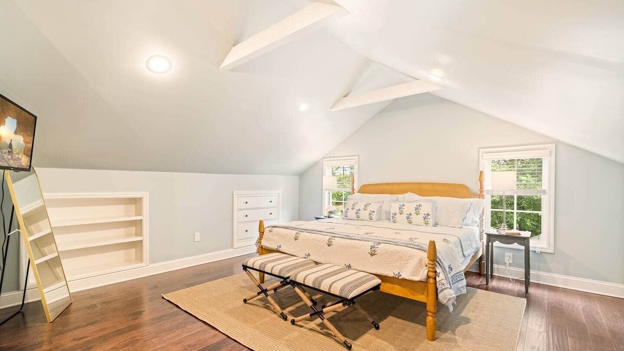 Photo of Bedroom in Knoxville
