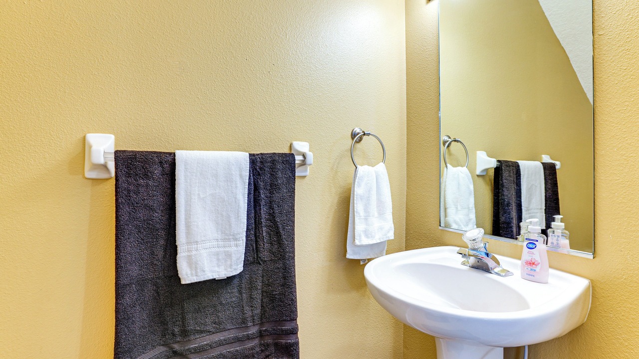 Photo of Bathroom in Meadow Pointe