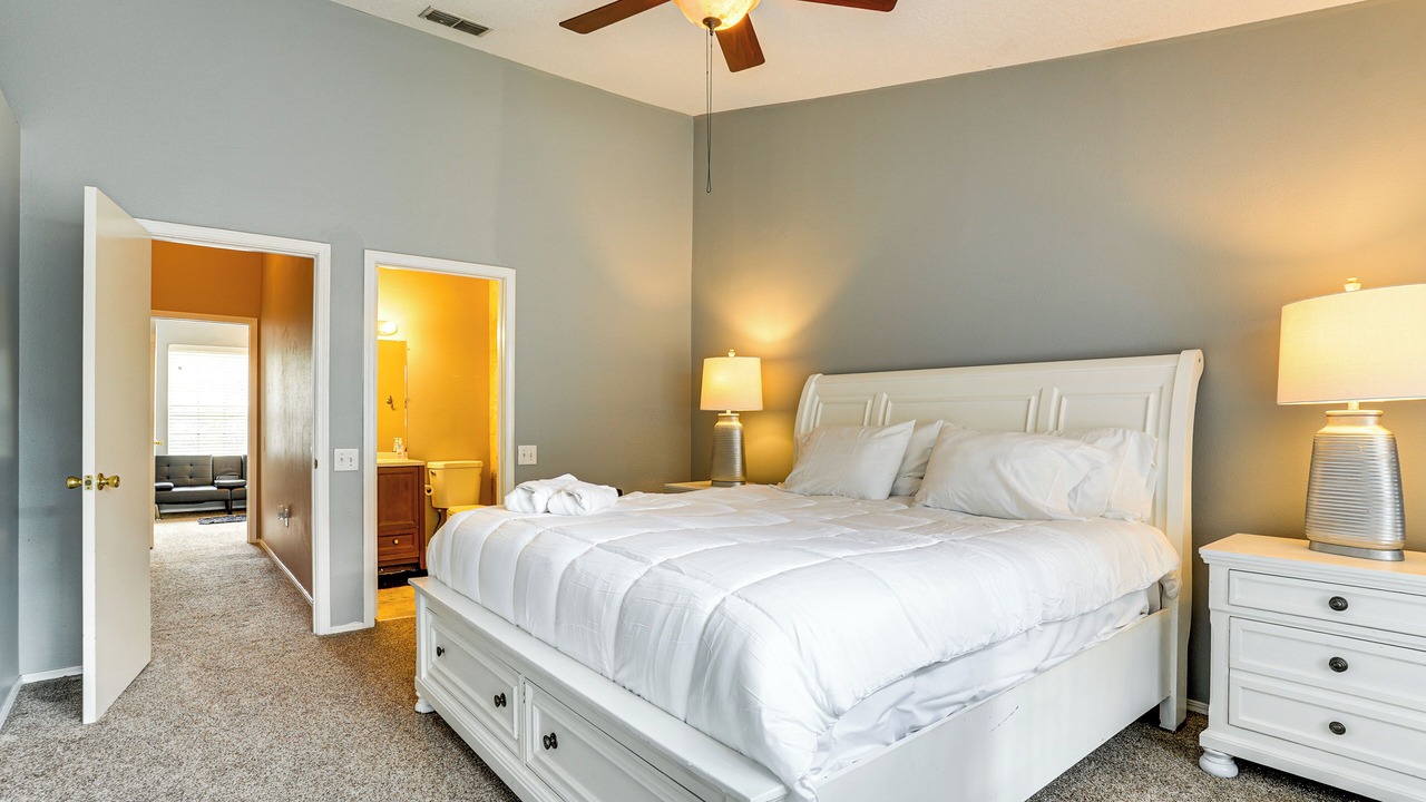Photo of Bedroom in Meadow Pointe