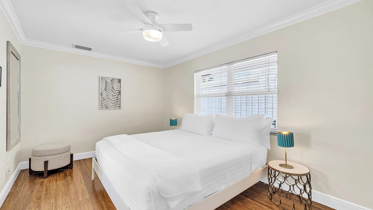 Photo of Bedroom in 17th Street Causeway