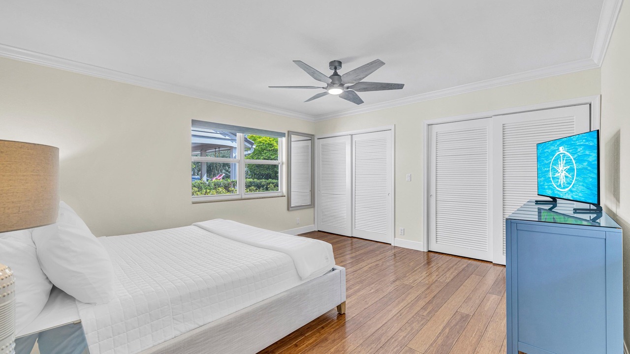 Photo of Bedroom in 17th Street Causeway