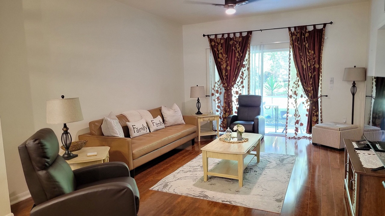 Photo of Livingroom in Gainesville