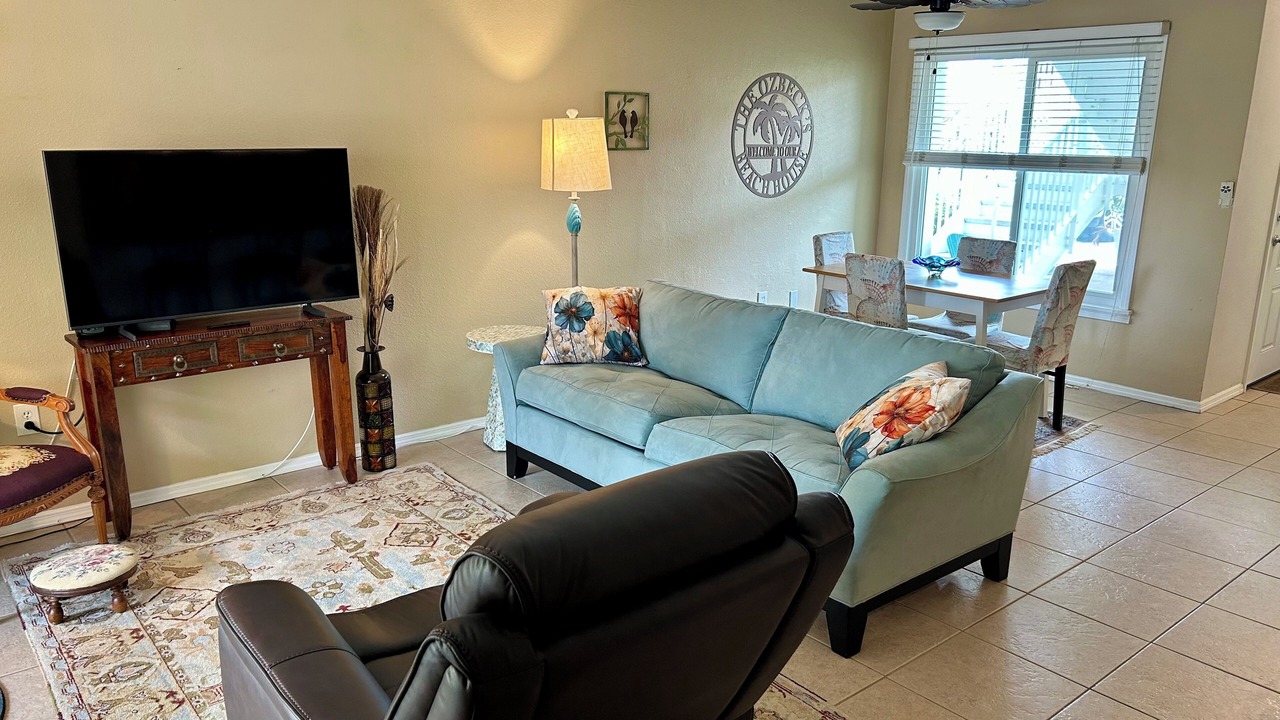 Photo of Livingroom in Bayview