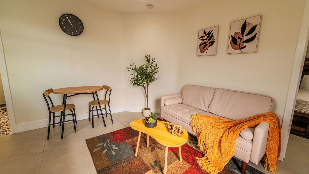 Photo of Livingroom in Sweetwater