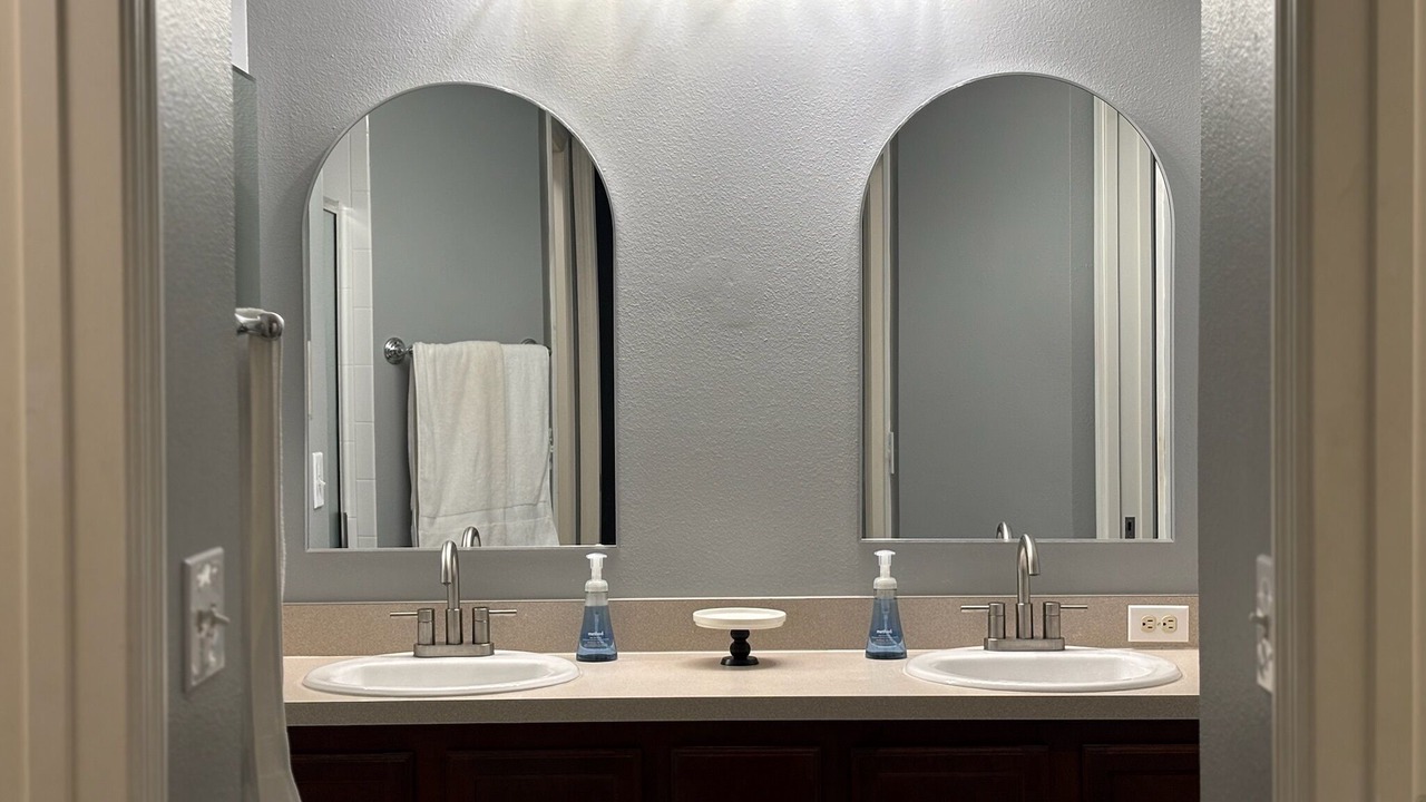 Photo of Bathroom in Duval