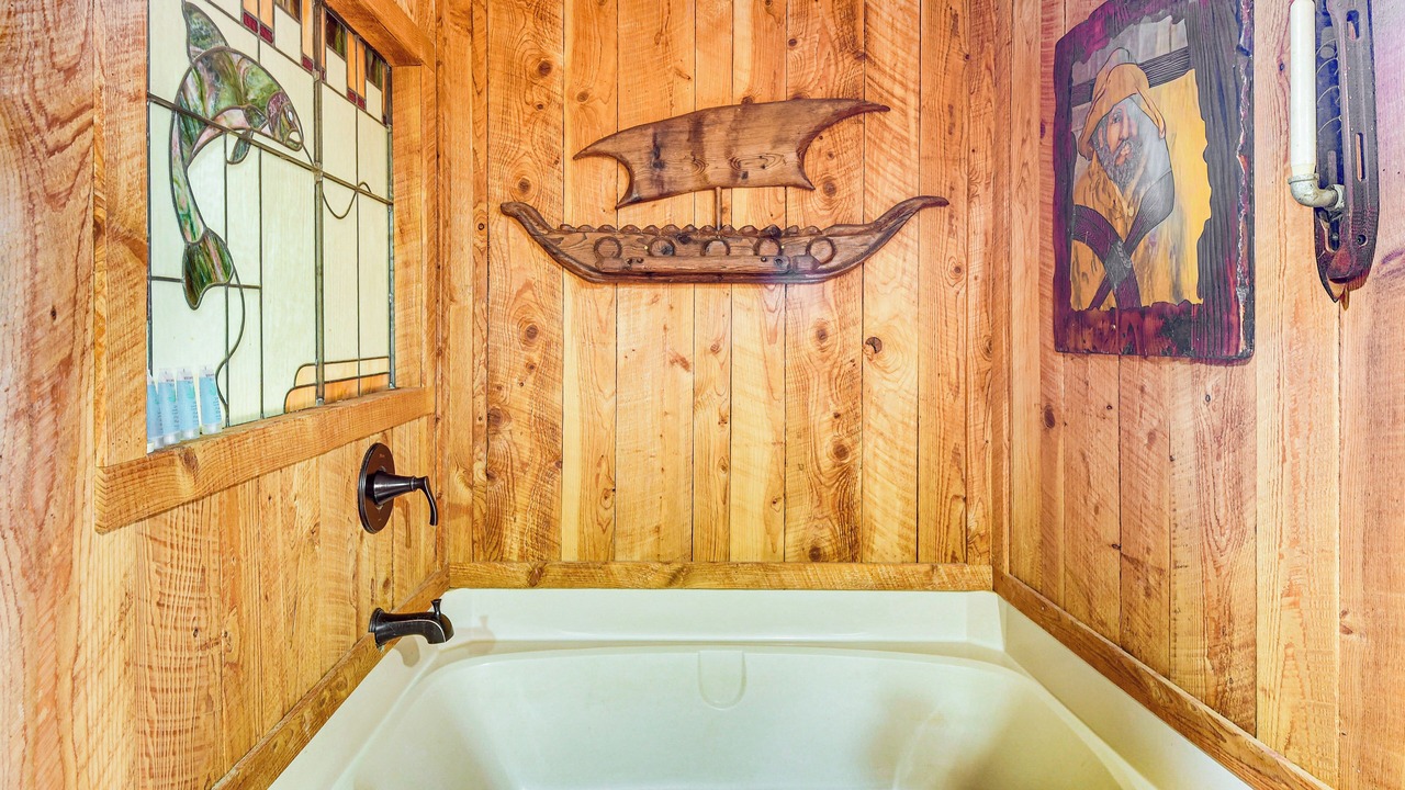 Photo of Bathroom in Astor