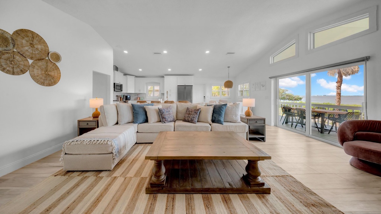 Photo of Livingroom in Crystal Beach