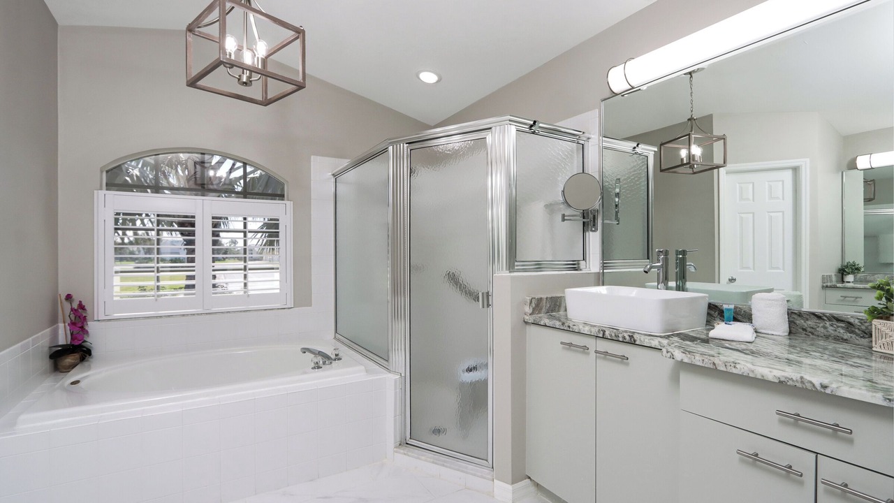 Photo of Bathroom in Cypress Lake