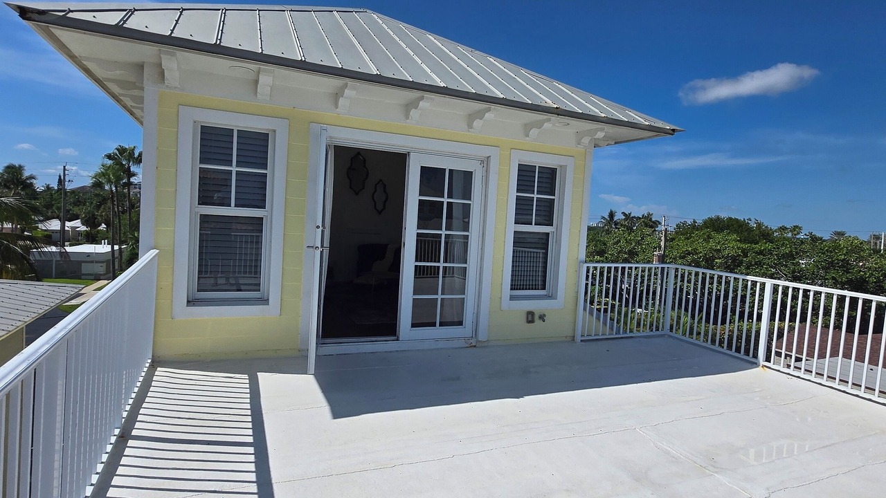 Photo of Outdoor in Juno Beach