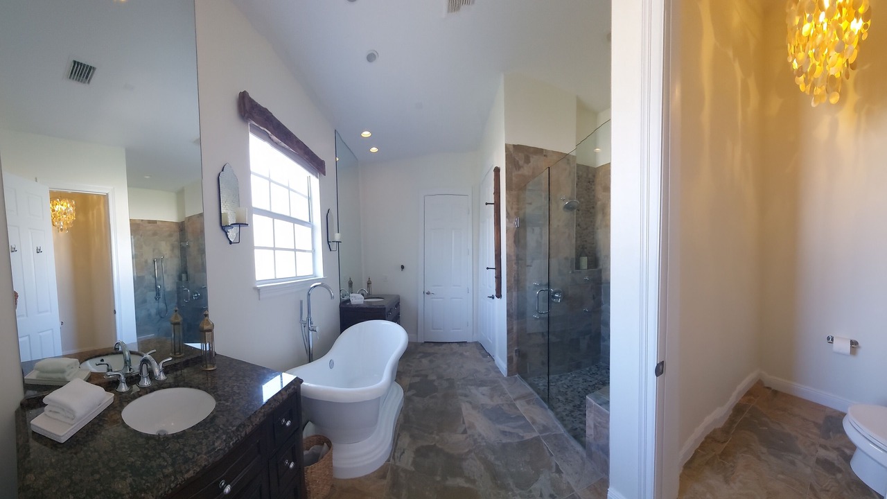 Photo of Bathroom in Juno Beach