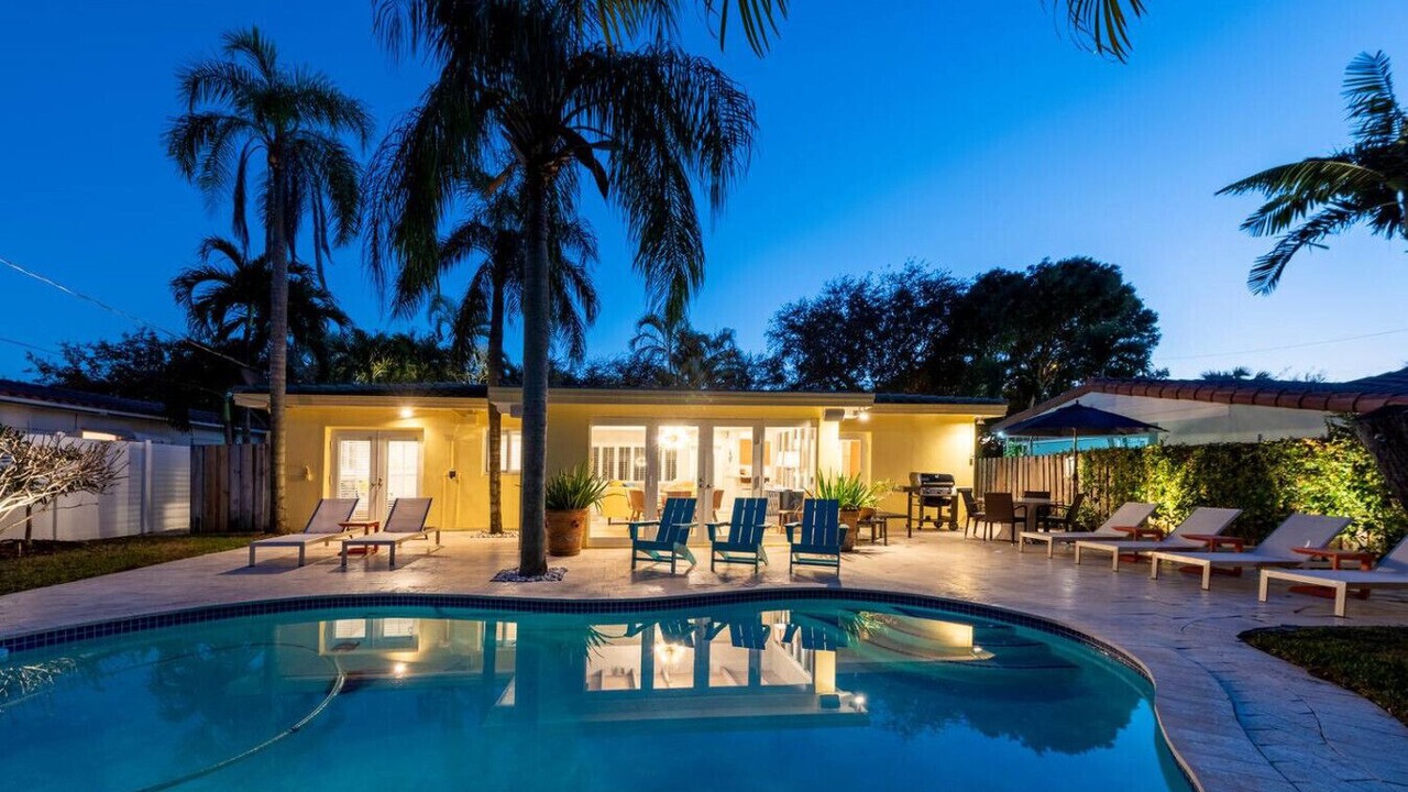 Photo of Outdoor in Poinsettia Heights