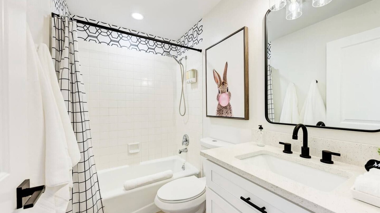 Photo of Bathroom in Osprey Village