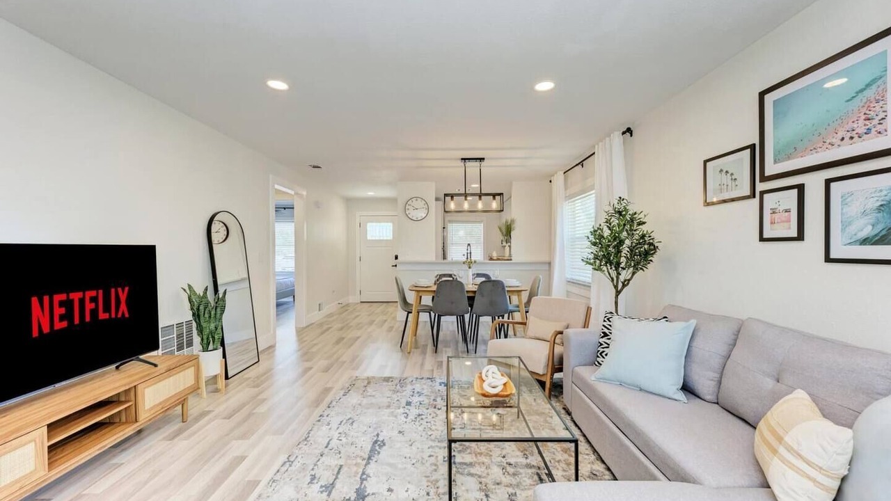 Photo of Livingroom in Osprey Village