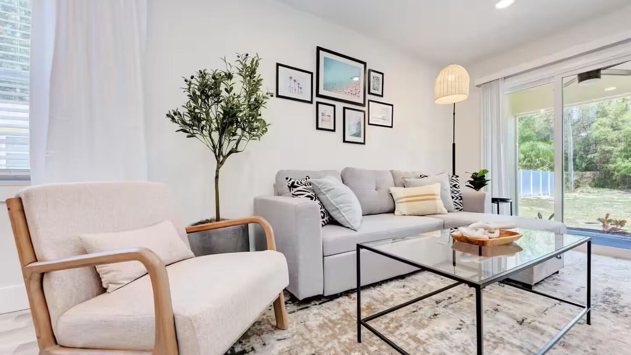 Photo of Livingroom in Osprey Village