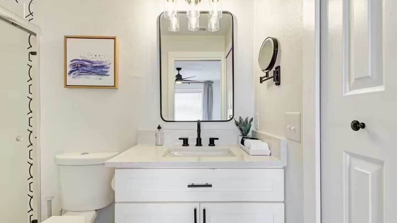 Photo of Bathroom in Osprey Village