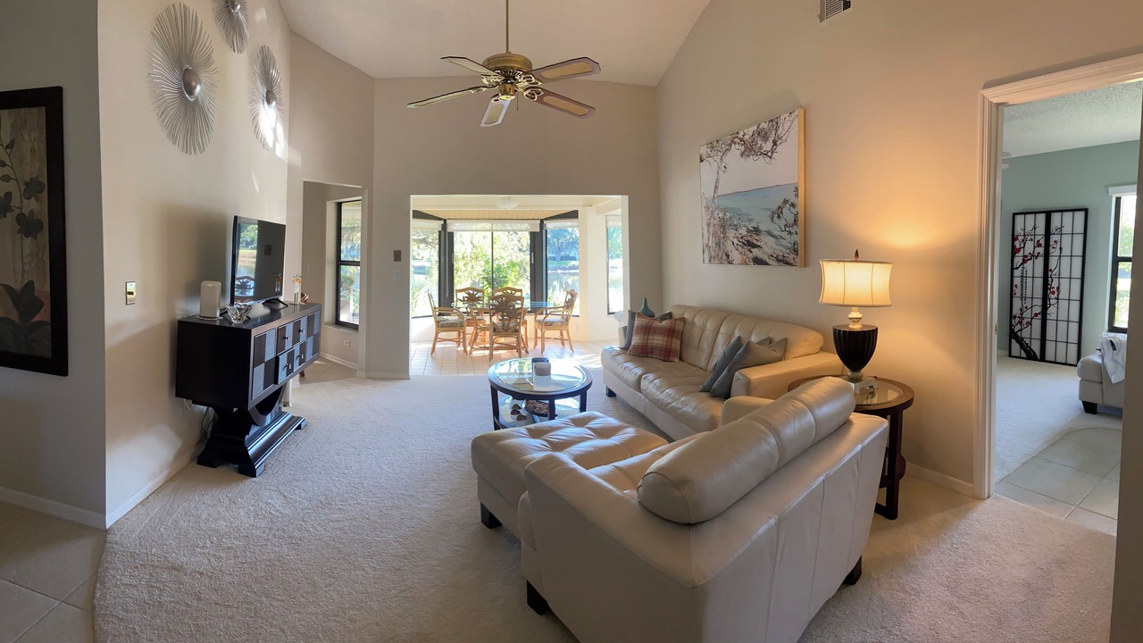 Photo of Livingroom in Plantation